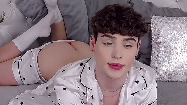 RobbyCharming Live XXX Chat