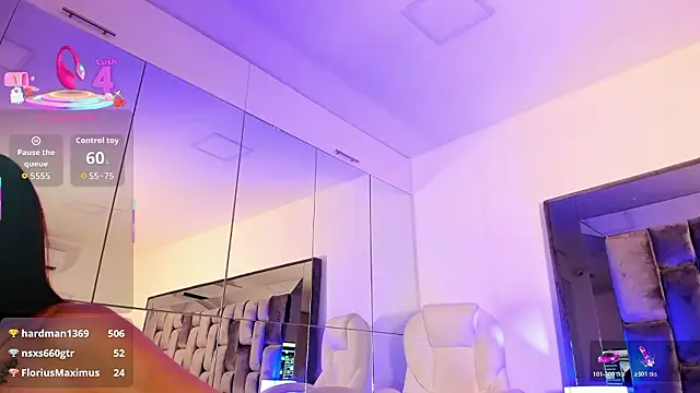 zinnia_mosley live XXX chat