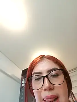 AriaRusso: онлайн-секс-чат