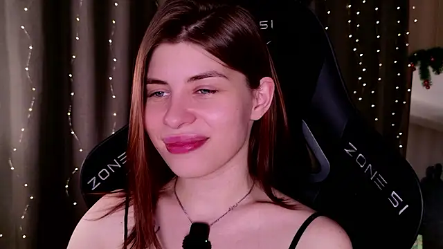 inside_tori's Live XXX Chat