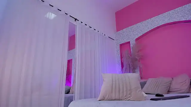 Peytonn_Monroe 现场XXX聊天