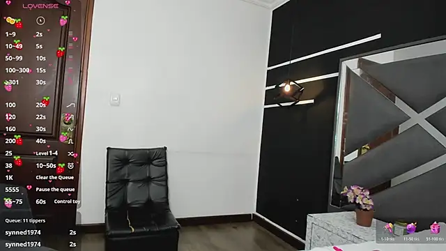 Ambarross_ 现场XXX聊天