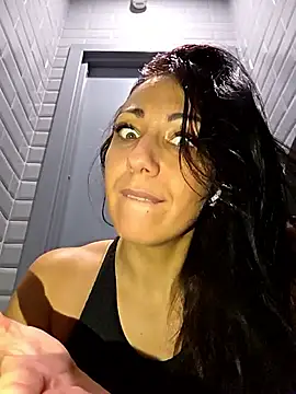 LeticiaWoods: онлайн-секс-чат