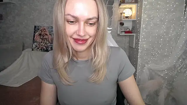 Živý XXX chat NickyAdamidi