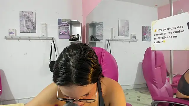 Živý XXX chat CAMILA--REY