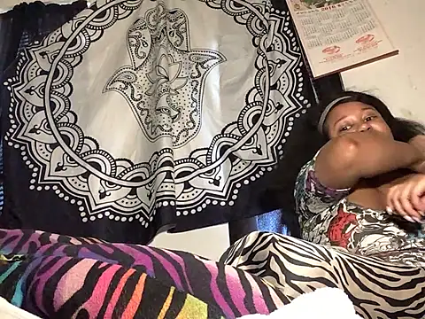 Sexy_ebony_BunNey élő XXX-chatje