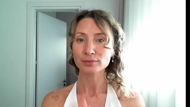 Paevoa's Live XXX Chat