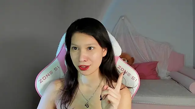 แชท XXX สดของ SaraDenars