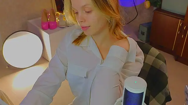 sinteasn Live XXX chat