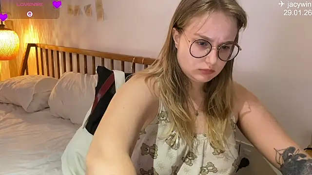 Chat XXX en directo de JacyWinslat