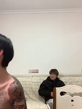 Chat XXX en directo de KK-cuteboy