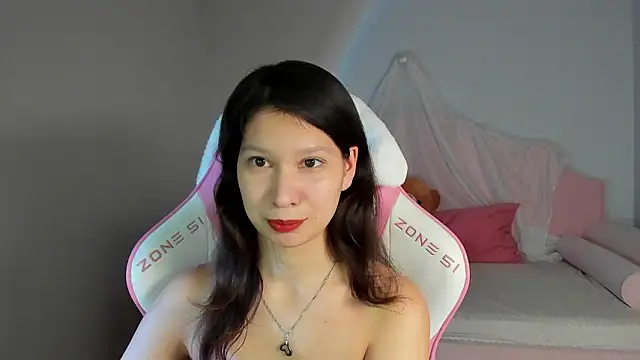 SaraDenars' Live XXX Chat