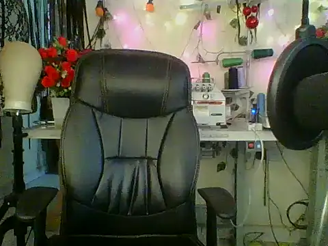 Anaconda2350n Live XXX chat