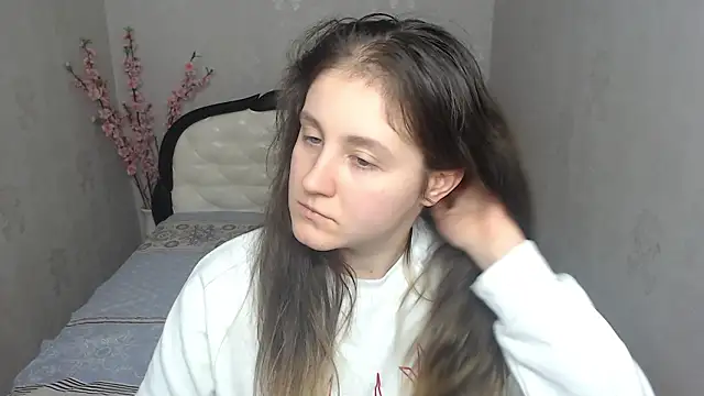 Holliy_Cooper élő XXX-chatje