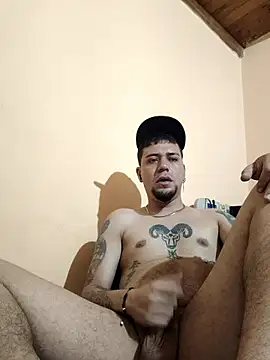 Chat XXX en directo de HallowedMilan