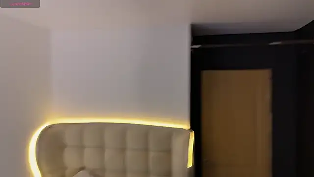 MarlynRobertsen Adlı Modelin Canlı XXX Sohbeti