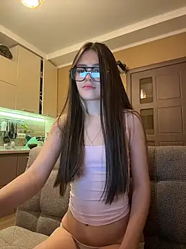 EmilyMonday's Live XXX Chat