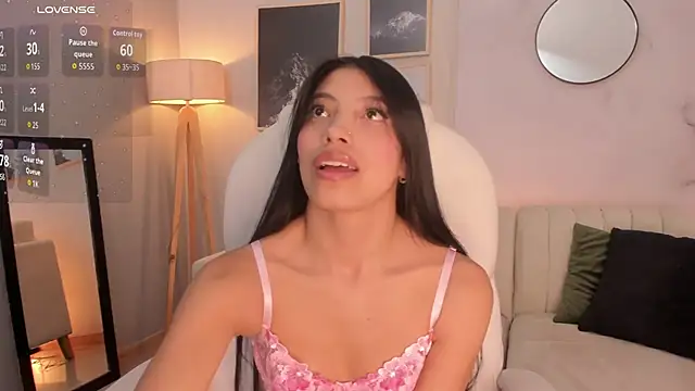 Tiffany_Low's Live XXX Chat