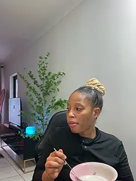 Diamondpussy97: онлайн-секс-чат