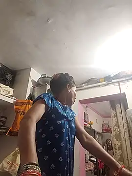 Neha-Singh2 élő XXX-chatje