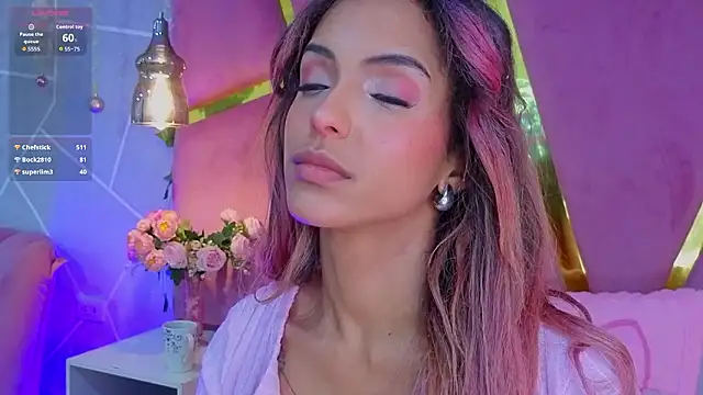EmmyCortez Show in webcam