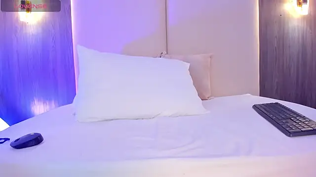 desireee_ Adlı Modelin Canlı XXX Sohbeti