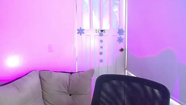 milfrousse Live XXX-chat