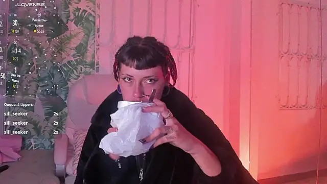 Онлайн чат XXX _sharlotte777