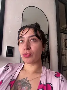 EmmyEvans1: онлайн-секс-чат