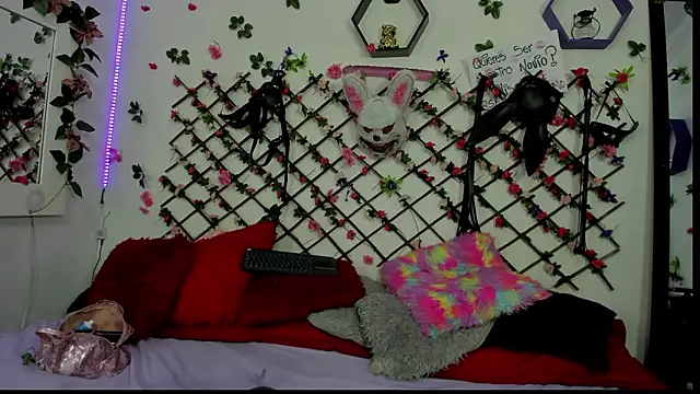 playful-girls Webcam show