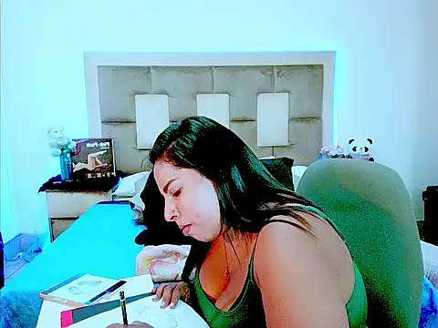 Chatroom XXX en direct de indiantopaz694u