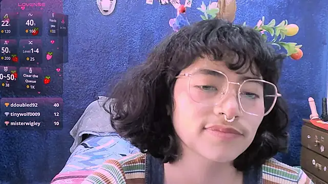 NinaYellow live XXX chat