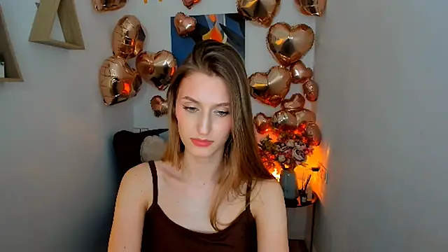 NaturalBeaty Adlı Modelin Canlı XXX Sohbeti