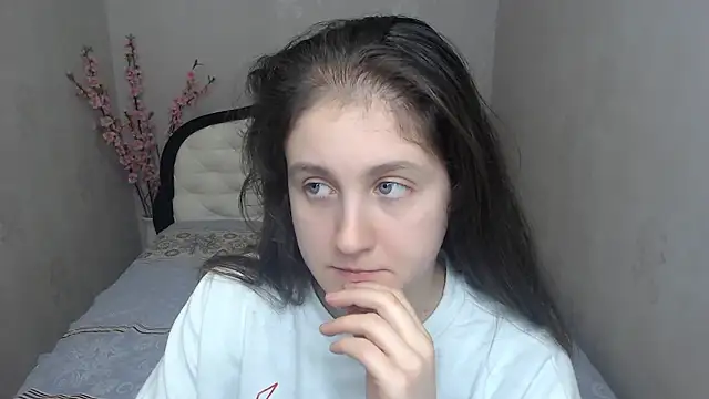 Holliy_Cooper Live XXX-Chat