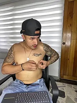 ALEXXX_KING Pertunjukan Webcam