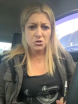 NikkiBlisss Chat XXX live