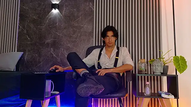 jett_savage Adlı Modelin Web Kamerası Şovu