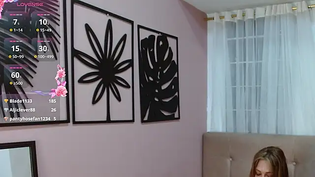 amara_rousse1's Live XXX Chat