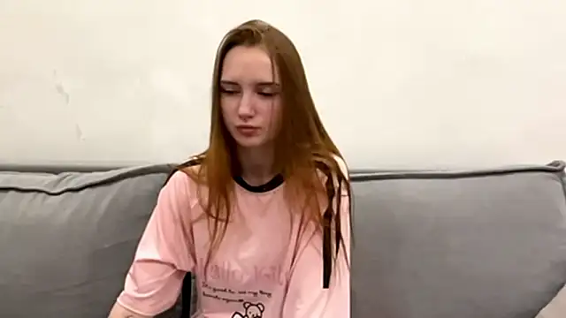 MonoCookie Adlı Modelin Canlı XXX Sohbeti