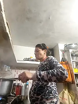 Neha-Singh2 élő XXX-chatje