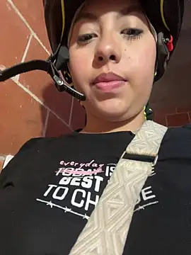 Emily_joee_'s Live XXX Chat