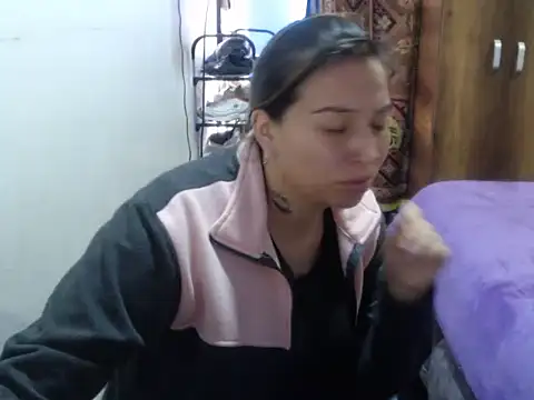 Chatroom XXX en direct de layanafuckass