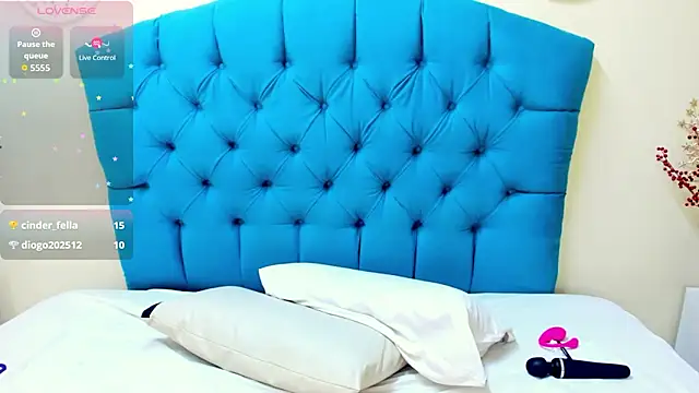 Chatroom XXX en direct de Nayla_Garner