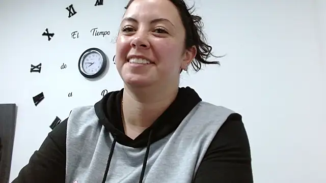 ElaMurray02 – Naživo XXX chat