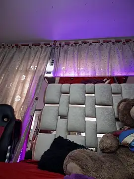 Živý XXX chat serena_willow