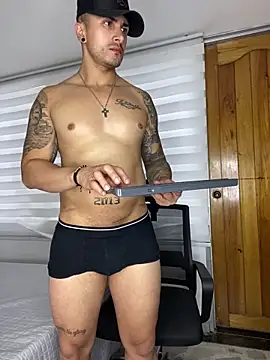 ALEXXX_KING: вебкам-шоу