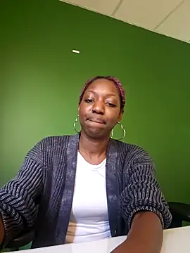 oliviaprettypussy 现场XXX聊天