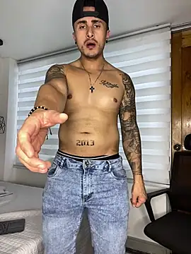 ALEXXX_KINGのウェブカメラショー