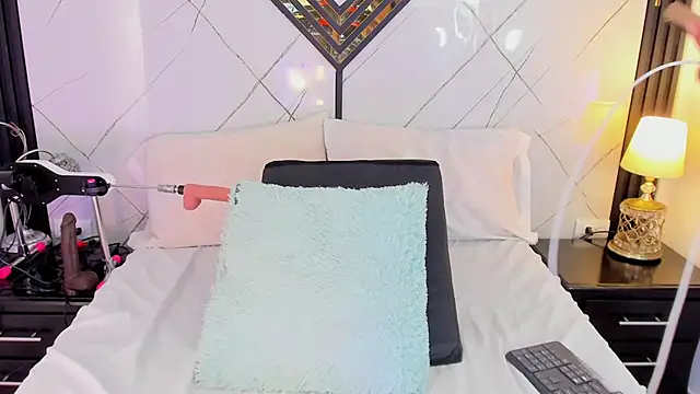 EmilyDiaaz Live XXX-Chat