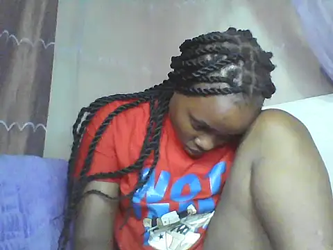 EBONYVANILLA02 Show in webcam